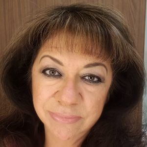 Meet your Posher, Vickie